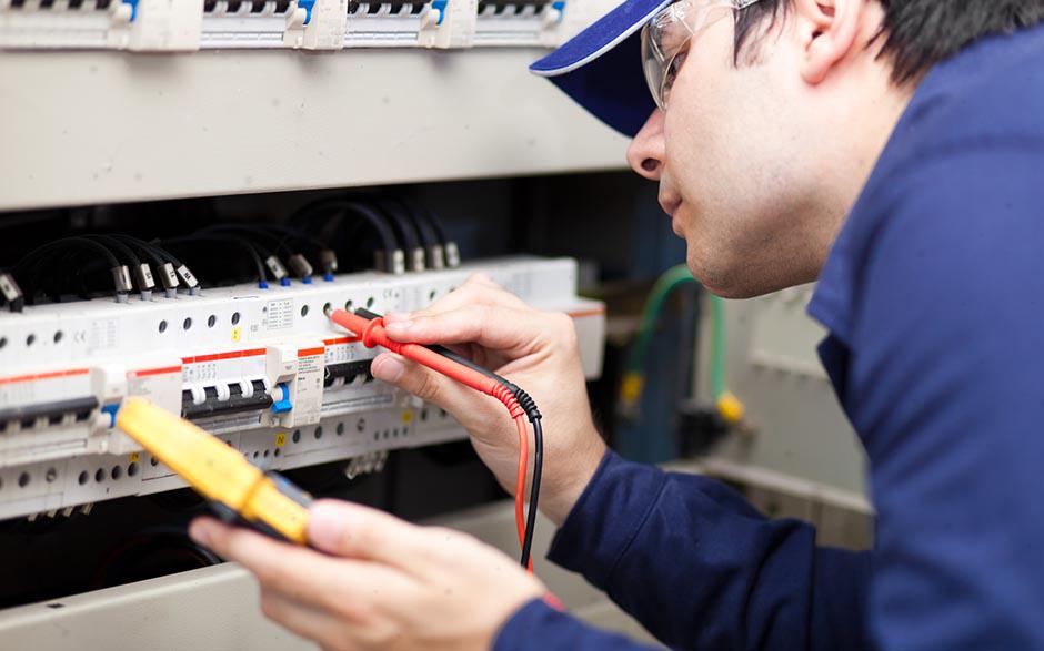 recherche électricien bâtiment Stains