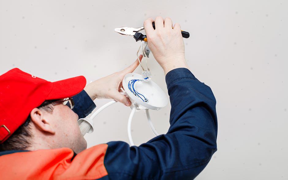 recherche électricien bâtiment Stains